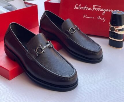 Feragamo Milton leather Loafers brown