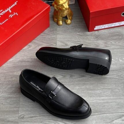 Ferragamo penny leather black