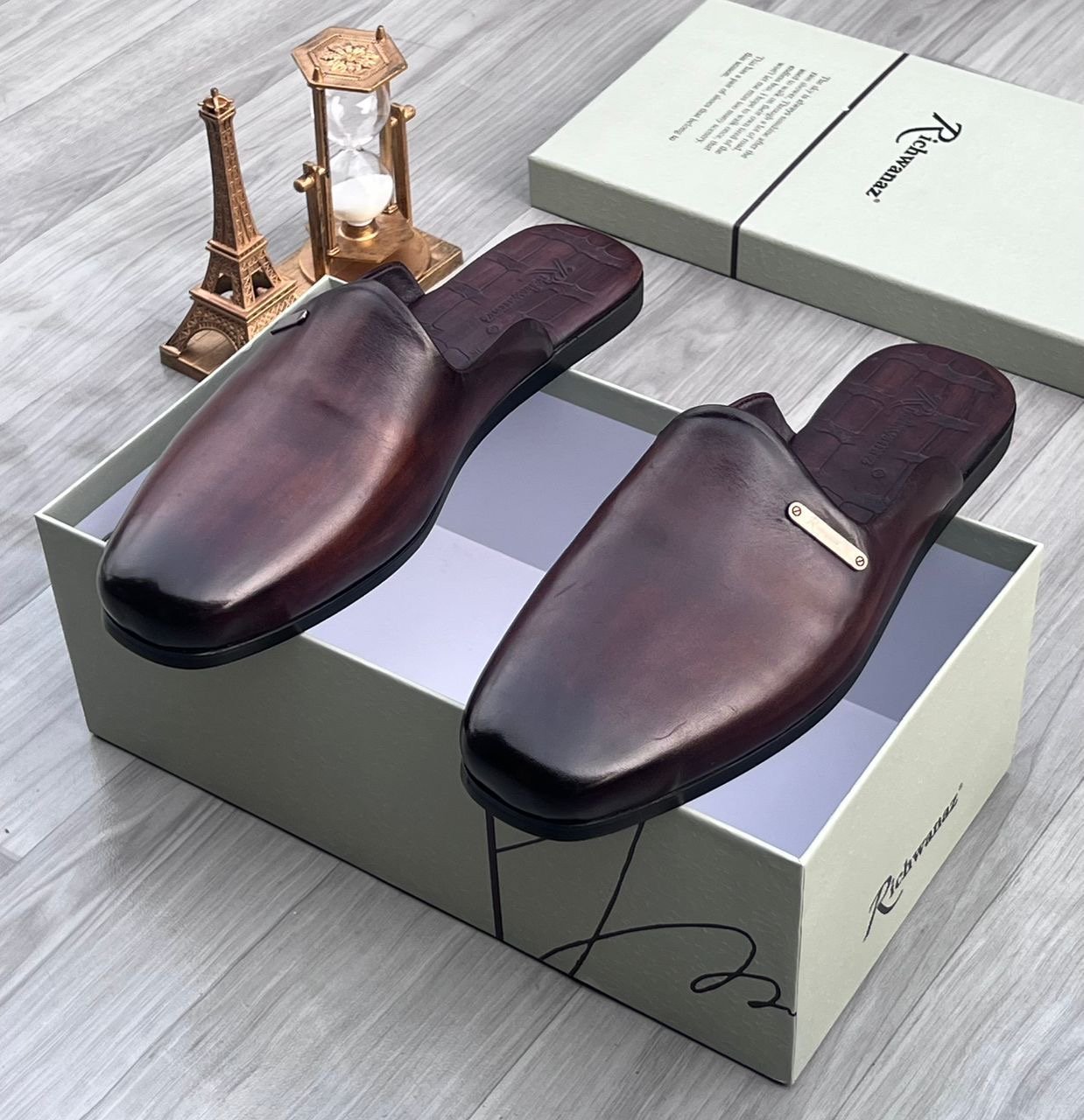 f84a4616-e018-40b9-bb03-9cc6cd275df4