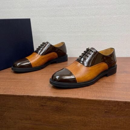 Two-tone rich burgundy/brown burnished oxford shoe